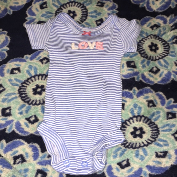 2 body suits and a pair of leggings - Picture 3 of 4